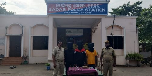 ଡକାୟତି ଯୋଜନା ଠାବ, ୩ ଗିରଫ