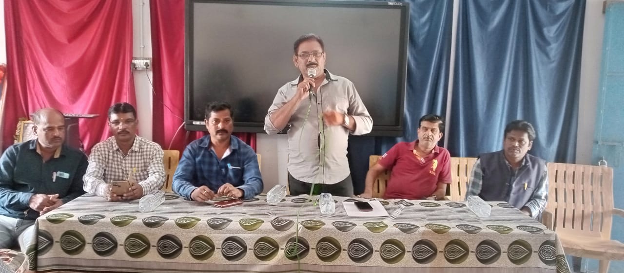 You are currently viewing ବେଲଗୁଣ୍ଠାର ବିଭିନ୍ନ ମହାବିଦ୍ୟାଳୟରେ ଯୁକ୍ତ ତିନି ପ୍ରଥମ ବର୍ଷ ଛାତ୍ରଛାତ୍ରୀଙ୍କୁ ସ୍ୱାଗତ ସମ୍ବର୍ଦ୍ଧନା