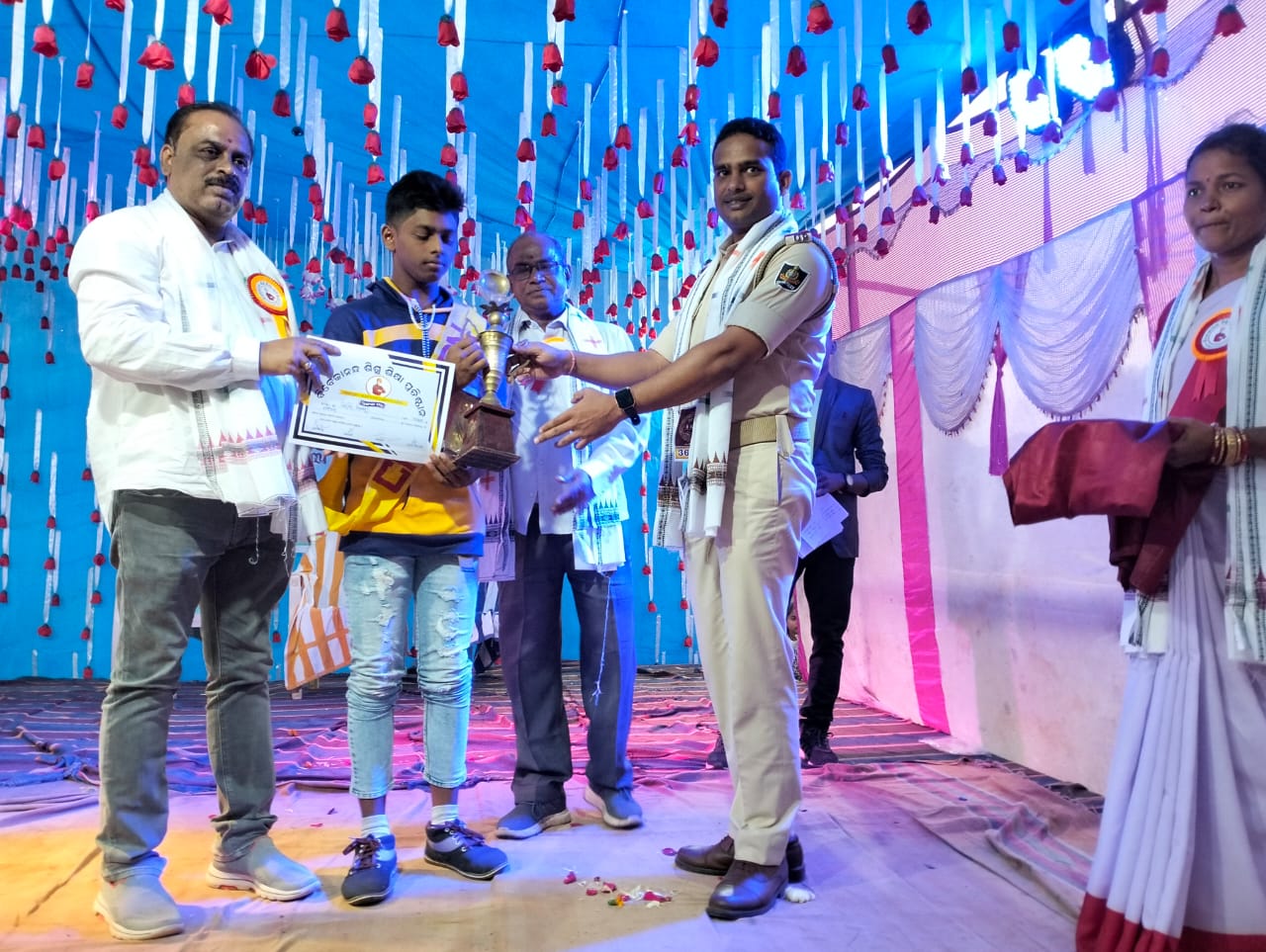 You are currently viewing ସ୍ୱାମୀ ବିବେକାନନ୍ଦ ଶିଶୁ ଶିକ୍ଷା ପ୍ରତିଷ୍ଠାନରେ ପଚିଶିତମ ବାର୍ଷିକ କ୍ରୀଡ଼ା ଉତ୍ସବ ଉଦଯାପିତ