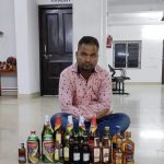 Read more about the article ଅଂଗାରଗାଁର ଏକ ଔଷଧ ଦୋକାନରେ ପୋଲିସର ଚଢାଉ । ୧୦ ଲିଟର ବିଦେଶୀ ମଦ ଜବତ ।