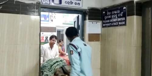 ବ୍ଲକ ଅଧ୍ୟକ୍ଷାଙ୍କ ଭଣଜାକୁ ନିର୍ମମ ହତ୍ଯା।ରାଜନୈତିକ ଶତ୍ରୁତାକୁ କେନ୍ଦ୍ର କରି ହତ୍ୟା କରାଯାଇଥିବା ସନ୍ଦେହ।