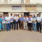 Read more about the article ବେଗୁନିଆପଡ଼ାର ନୀଲୁ ମାଝୀଙ୍କ କୃତିତ୍ବ :<br>ରଚନା କଲେ ଡାଇନାମିକ ସ୍ପୋକନ୍ ଇଂଲିଶ୍ ବୁକ୍।