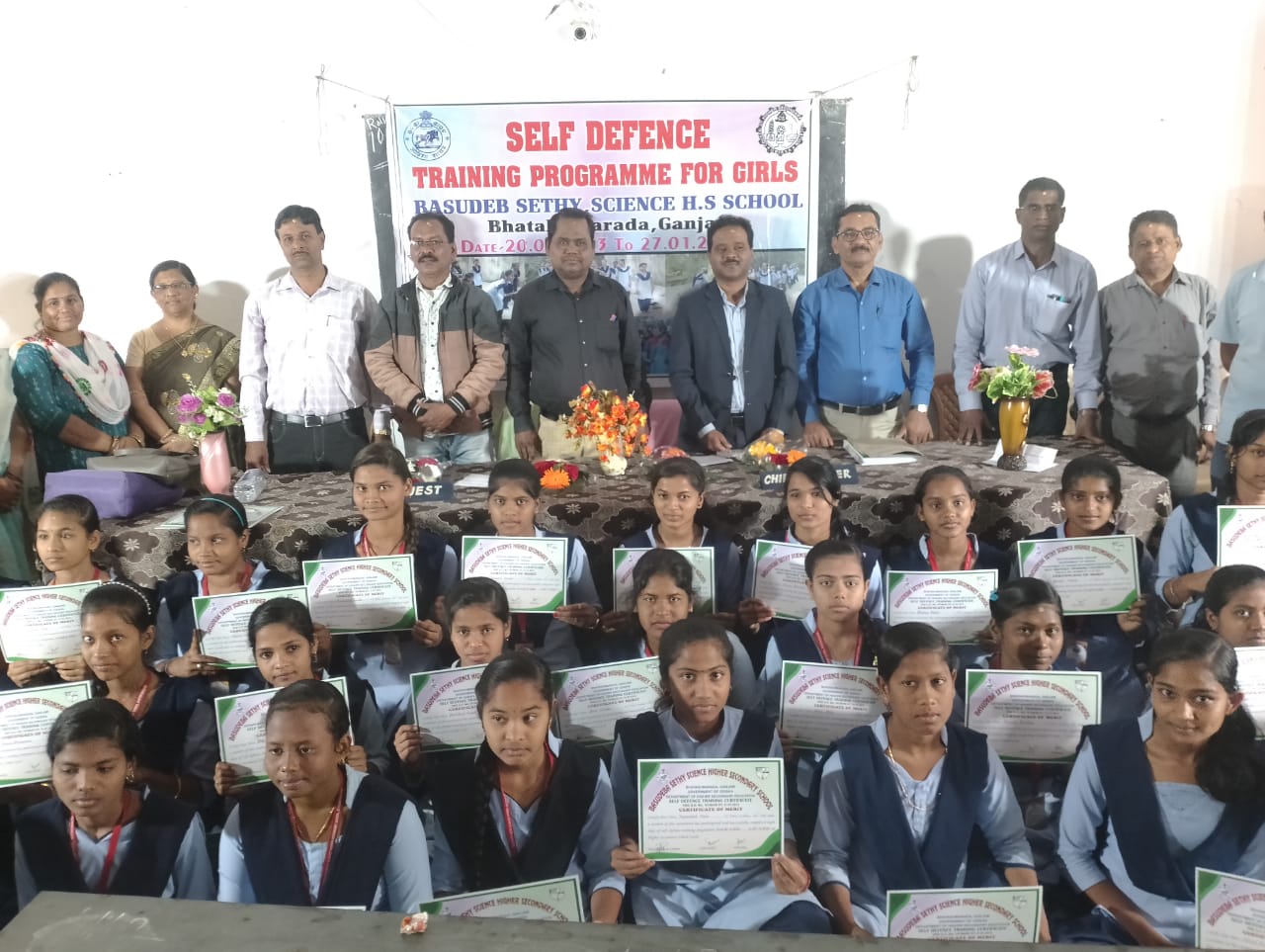 You are currently viewing ଭାଟକୁମରଡା ବାସୁଦେବ କଲେଜରେ ଆତ୍ମ ସୁରକ୍ଷା ତାଲିମ ଉଦଯାପିତ l