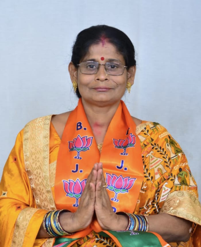 You are currently viewing <em>ଶ୍ରୀମତୀ ରତ୍ନଗର୍ଭା ସରସ୍ଵତୀ ଦେବୀ ଗଞ୍ଜାମ ବିଜେପିର ମହିଳା ସଭାନେତ୍ରୀ ଭାବେ ଦାୟିତ୍ଵ ନେଲେ</em>