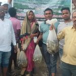 Read more about the article ପୁରୁଷୋତ୍ତମପୁର ବ୍ଳକ ହାଣ୍ଡିଘର ଗ୍ରାମର ଋଷିକୁଲ୍ୟା ନଦୀରେ 4ଲକ୍ଷ ମାଛଯାଆଁଳ ଛାଡିଲେ ମଛ୍ୟ ଅଧିକାରୀ |