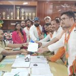 Read more about the article ଗଞ୍ଜାମ ଜିଲ୍ଲା ଭାରତୀୟ ଜନତା ଯୁବମୋର୍ଚ୍ଚା ପକ୍ଷରୁ ଜିଲ୍ଲା ଯୁବମୋର୍ଚ୍ଚା ସଭାପତିଙ୍କ ନେତୃତ୍ବରେ ବ୍ରହ୍ମପୁର ଏସ୍.ପି କାର୍ଯ୍ୟାଳୟ ସମ୍ମୁଖରେ “ବିକ୍ଷୋଭ ପ୍ରଦର୍ଶନ ସହ ଗଣଧାରଣାରେ” ।