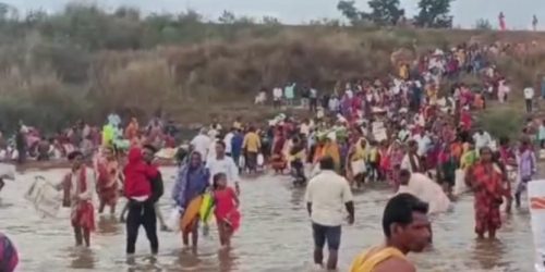 ପ୍ରତାପୁର ଗ୍ରାମରଋଷିକୁଲ୍ୟା ନଦୀରେ ମହାବାରୁଣୀ ବୁଡ଼ ପକାଇଲେ 50ହଜାର ଶ୍ରଦ୍ଧାଳୁ