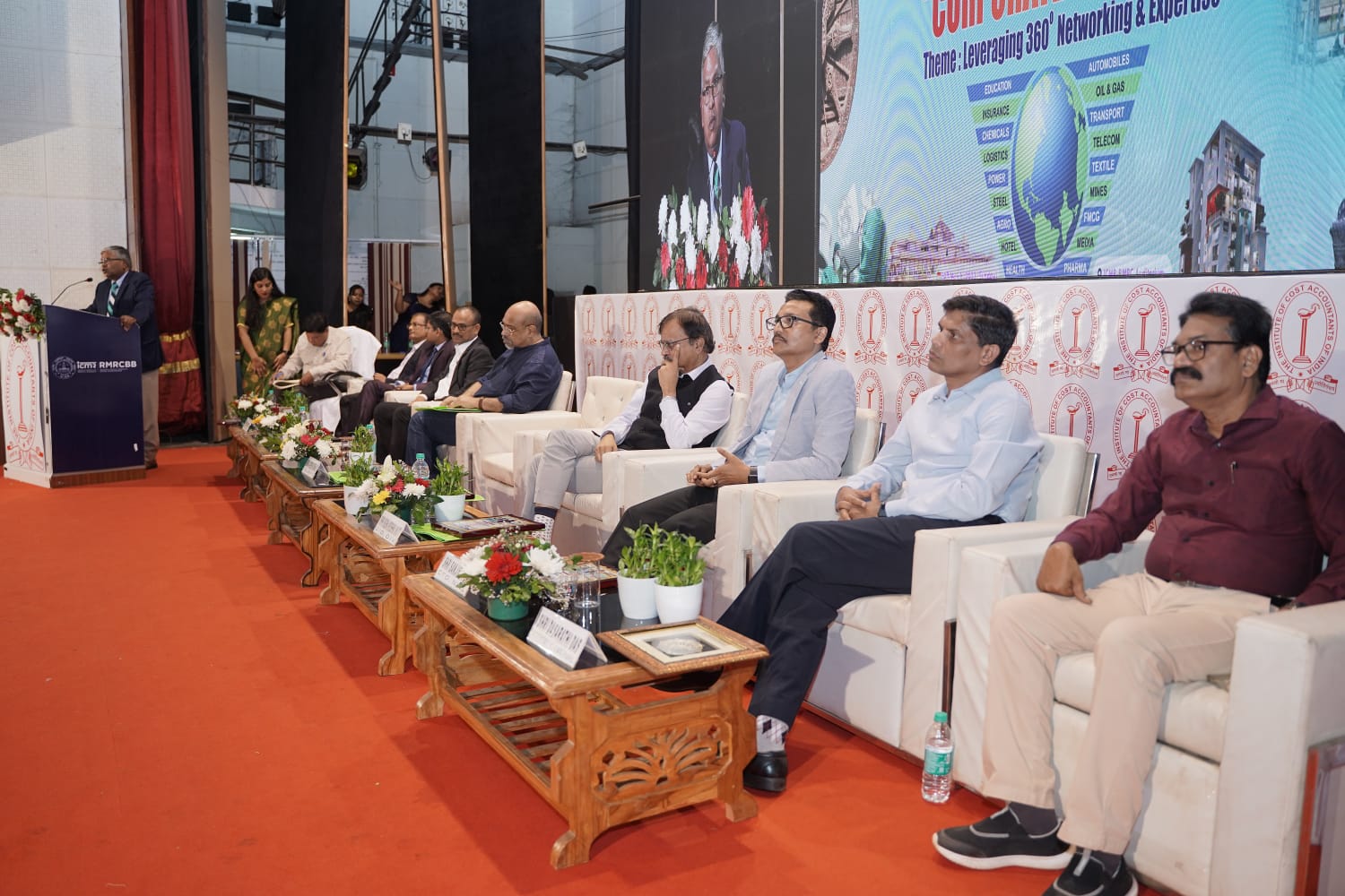 You are currently viewing କର୍ପୋରେଟ ଯୋଗାଯୋଗ ଉପରେ ଆଲୋଚନାଚକ୍ର