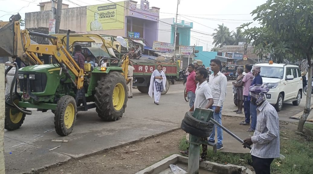 You are currently viewing ବିନା ନୋଟିସରେ ଉଛେଦ, ଥାନାରେ ଅଭିଯୋଗ।