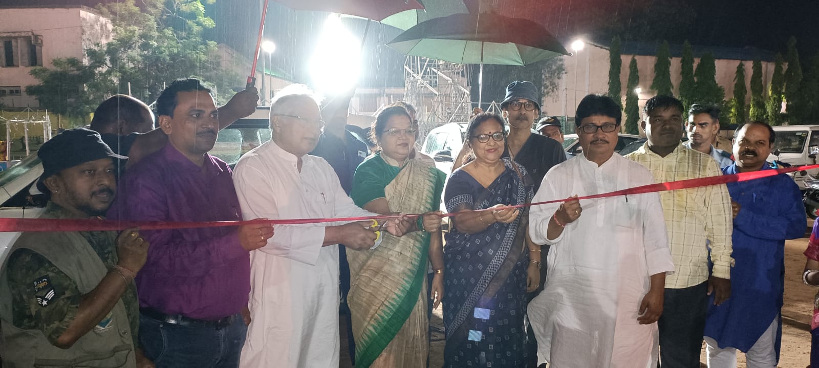 You are currently viewing ଉଦଘାଟିତ ହେଲା ୧୧ତମ ବ୍ରହ୍ମପୁର ମହାନଗର ମହୋତ୍ସବ: କଳା ଓ ସଂସ୍କୃତି ରେ ପରିପୂର୍ଣ୍ଣ ଗଞ୍ଜାମ