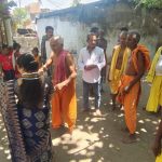 Read more about the article ପୁରୁଷୋତ୍ତମପୁର ବ୍ଳକ ହାଣ୍ଡିଘର ଗ୍ରାମର ମନ୍ଦିର ପ୍ରତିଷ୍ଠା ର ଏକବର୍ଷ ପୂର୍ତ୍ତି ଉଛବ ରେ ଯୋଗଦେଲେ ଖଲ୍ଲିକୋଟ ବିଧାୟିକା ଓ ସରପଞ୍ଚ ସମିତି ସଭ୍ୟ |