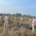 Read more about the article ଦୁଇ ଦେଶୀମଦ ଭାଟି ଉପରେ ଗାଙ୍ଗପୁର ପୋଲିସ୍ ର ଚଢ଼ାଉ ; ଦୁଇ କୋର୍ଟଚାଲାଣ ଚାଲାଣ