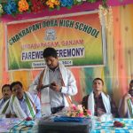 Read more about the article ବଡ଼ ବରଙ୍ଗା ଚକ୍ର ପାଣି ଉଚ୍ଚ ବିଦ୍ୟାଳୟ ରେ ଜଣେ ଶିକ୍ଷକ ଙ୍କୁ ଅବସର ବିଦାୟ ସମ୍ବର୍ଦନା ,