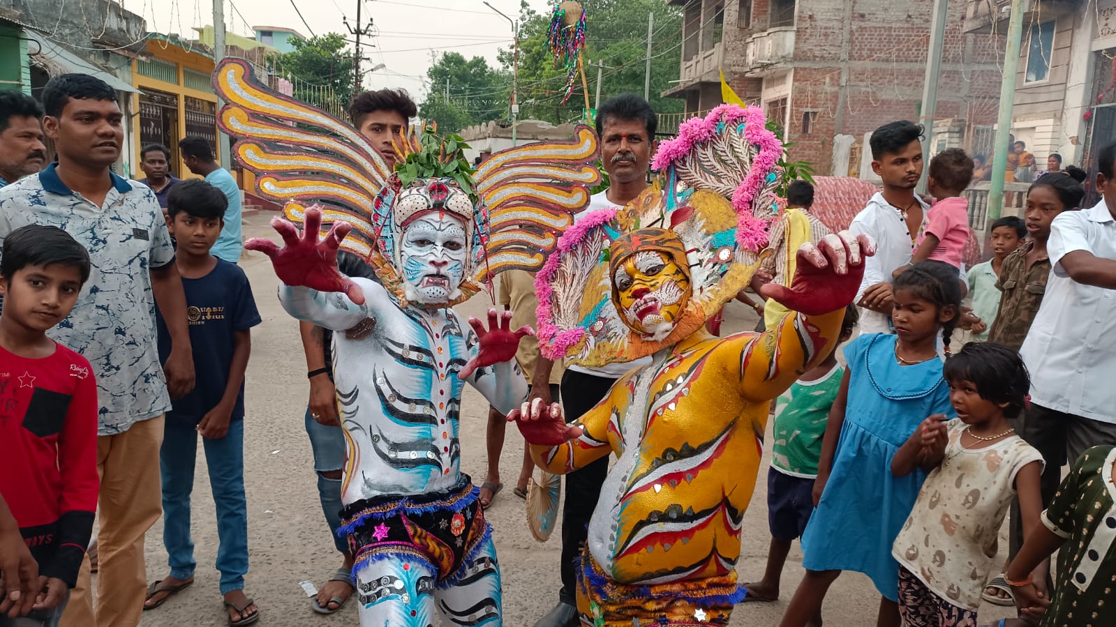 You are currently viewing ବେଲଗୁଣ୍ଠା ମାଁ ବ୍ରାହ୍ମଣ ଦେବୀ ଯାତ୍ରା:ମନ ମୋହୁଛି ପ୍ରସିଦ୍ଧ ବାଘ ବେଶ ।