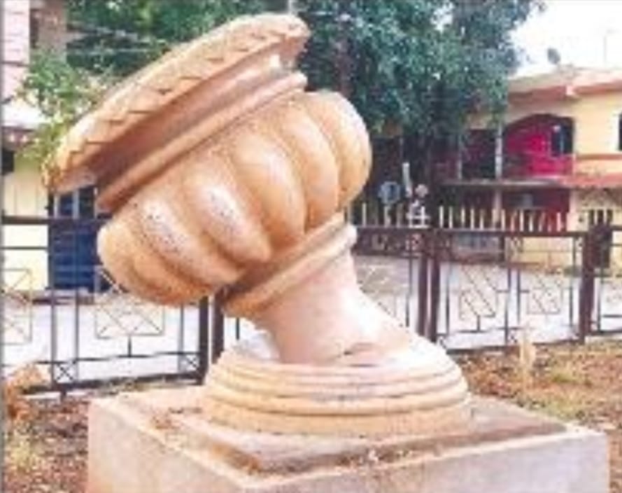 You are currently viewing ଭାଙ୍ଗିଯାଉଛି ଫୁଲକୁଣ୍ଡ: ଦେଖିବାକୁ କେହି ନାହିଁ