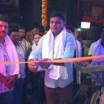 Read more about the article ନଗରପାଳଙ୍କ ଦ୍ୱାରା ଫାଷ୍ଟଫୁଡ ଉଦଘାଟନ