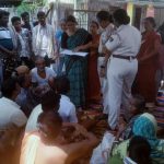 Read more about the article କଇଠଡା ଅଙ୍ଗନୱାଡ଼ି କେନ୍ଦ୍ରରେ ଅବ୍ୟବସ୍ଥାକୁ ନେଇ ଧାରଣା ଦେଲେ ଗ୍ରାମବାସୀ : ପ୍ରଶାସନ ହସ୍ତକ୍ଷେପ ପରେ ହେଲା ସମାଧାନ