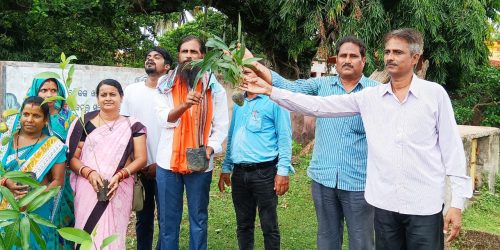 ରାଧାମୋହନ ସରକାରୀ ଉଚ୍ଚ ପ୍ରାଥମିକ ବିଦ୍ୟାଳୟରେ ବନ ମହୋତ୍ସବ ପାଳିତ!