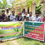 Read more about the article ପୁରୁଷୋତ୍ତମପୁର ତାରା ତାରିଣୀ ମହା ବିଦ୍ୟାଳୟ ରେ ବନ ମହୋଛବ ସପ୍ତାହ ପାଳନ