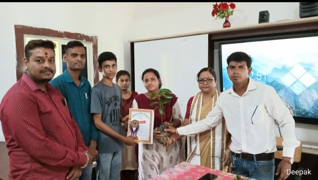 You are currently viewing ସଞ୍ଜୀବନି ସେବା ଫାଉଣ୍ଡେସନ ପକ୍ଷରୁ ମାଟ୍ରିକ ମେଧାବୀଙ୍କୁ ସମ୍ବର୍ଦ୍ଧନା l