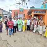 Read more about the article ପୂର୍ବତନ ଖଲ୍ଲିକୋଟ ବିଧାୟକ ଙ୍କ ପୁରୁଷୋତ୍ତମପୁର ବ୍ଲକର ବିଭିନ୍ନ ପଞ୍ଚାୟତ କୁ ଗ୍ରସ୍ତ କରି କର୍ମୀମାନଙ୍କୁ ନେଇ ଏକ କୋଠ ଘରେ ଜନସମ୍ପର୍କ ବୈଠକ ଅନୁଷ୍ଠିତ