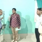 Read more about the article ବେଆଇନ କ୍ଳିନିକ ଚଳାଇ ଚାକିରିରୁ ନିଲମ୍ୱିତ ଅସଲି ଫାର୍ମାସିଷ୍ଟ : ସ୍ବାସ୍ଥ୍ୟ ବିଭାଗର ଯାଞ୍ଚ