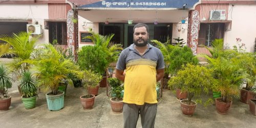 ଚିକିଟି ତହସିଲଦାରଙ୍କୁ ଦୁର୍ବ୍ୟବହାର ଓ ଧମକ ମାମଲାରେ ଯୁବକ ଗିରଫ