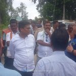 Read more about the article ଉଚ୍ଚସ୍ତରୀୟ ତଦନ୍ତ ନିମନ୍ତେ ଘୋଡାହଡ ନଦୀଗଣ୍ଡ ପରିଦର୍ଶନରେ ପ୍ରଶାସନିକ ଅଧିକାରୀ