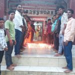 Read more about the article ବ୍ଲକ ଅଧ୍ୟକ୍ଷଙ୍କ ଆରୋଗ୍ୟ କlମନାକରି ବାବା ମୁକ୍ତେଶ୍ଵର ମନ୍ଦିରରେ 108 ଦୀପଦାନ,