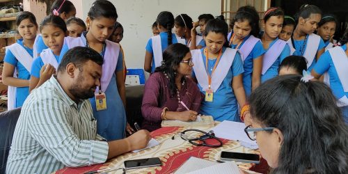 କସ୍ତୁରବା ଆବାସିକ ମହିଳା ବିଦ୍ୟାଳୟରେ ମାଗଣା ସ୍ୱାସ୍ଥ୍ୟସେବା ଶିବିର ଅନୁଷ୍ଠିତ