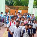 Read more about the article ସ୍କୁଲ ଫାଟକରୁ ନିରାଶରେ ଫେରିଲେ ଶିକ୍ଷାର୍ଥୀ, ବିଦ୍ୟାଳୟରେ ତାଲା ଠୁଙ୍କି ଧାରଣାରେ ଶିକ୍ଷକ।