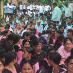 Read more about the article ପୁରୁଷୋତ୍ତମପୁର ବ୍ଳକରେ ଶିକ୍ଷକ ଙ୍କ ବିଇଓ ଅଫିସ ଆଗରେ ଧାରଣା