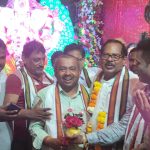 Read more about the article ପୁରୁଷୋତ୍ତମପୁର  ଗଡ଼ ସାହି ଗଣେଶ ପୂଜାରେ ଯୋଗଦେଲେ ଖଲ୍ଲିକୋଟ ଏନଏସି ଅଧକ୍ଷ |