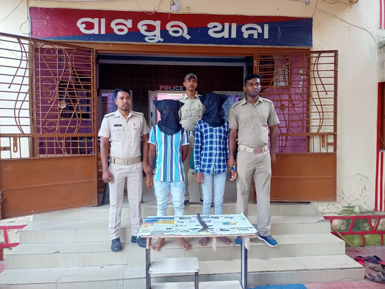 You are currently viewing ବୁନ୍ଦାବନପୁର ହତ୍ୟା ମାମଲା ର ପର୍ଦ୍ଦାଫାଶ : ପୂର୍ବ ଶତ୍ରୁତାକୁ ନେଇ ହତ୍ୟା , ୨ ଅଭିଯୁକ୍ତ ଗିରଫ