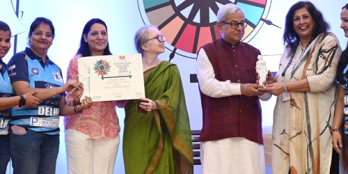 आईईडीसीए को मिला अंतरराष्ट्रीय महात्मा पुरस्कार-2023।