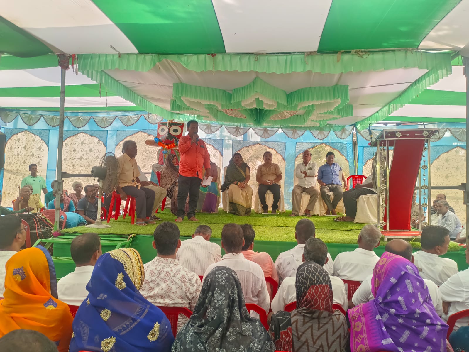 You are currently viewing ଖଇରଖମା ଠାରେ ହରଙ୍କ ରୋଡ୍ ସୋ ଓ ସାଂଗଠନିକ ସଭା