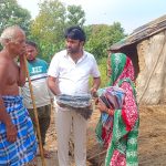 Read more about the article କୋଦଳା ଅଗ୍ନିକାଣ୍ଡ ରେ କ୍ଷତିଗ୍ରସ୍ତ ପରିବାର ନିକଟରେ ପହଂଚିଲେ କୋଦଳା ଏନ ଏ ସି ଅଧକ୍ଷ ସୂର୍ଯ୍ୟ ନାରାୟଣ ନାୟକ