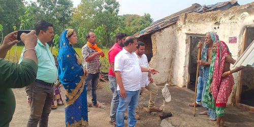 ଅଗ୍ନି ବିପନ୍ନଙ୍କୁ ଭେଟି ସହାୟତା ପ୍ରଦାନ କଲେ ବିଜେପି ନେତା ପ୍ରତାପ ନାୟକ