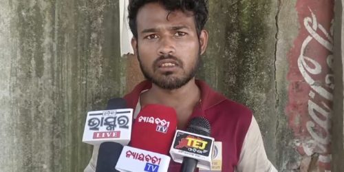 ଗୁରାପଲୀ ଟୋଲ୍ ଗେଟ୍ ରେ ମନଇଛା ଫି ଆଦାୟକୁ ବିରୋଧ