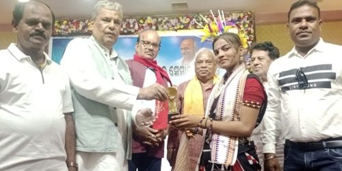 ଦେଶର ସାମ୍ବିଧାନିକ ଅଧିକାରକୁ ହାସଲ କରିବା ପାଇଁ ରାଜ୍ୟର ସମସ୍ତ ଅଞ୍ଚଳରେ ଜନମତ ସୃଷ୍ଟି କରାଯିବ। ପୂର୍ବତନ କେନ୍ଦ୍ରମନ୍ତ୍ରୀ ଶ୍ରୀକାନ୍ତ ଜେନା