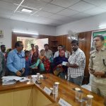 Read more about the article ଜନହିତରେ ଭଞ୍ଜନଗର ଉପ ଜିଲ୍ଲାପାଳଙ୍କ ସମ୍ମିଳନୀ କକ୍ଷରେ ଗଞ୍ଜାମ ଜିଲ୍ଲାପାଳଙ୍କ ମିଳିତ ଅଭିଯୋଗ ଶୁଣାଣୀ