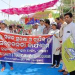 Read more about the article ପୁରୁଷୋତ୍ତମପୁର ପୋଲିସ ଓ ତାରାତାରିଣୀ କଲେଜର ମିଳିତ ଆନୁକୂଲ୍ୟରେ ସଡ଼କ ସୁରେକ୍ଷା ଜୀବନ ରକ୍ଷାର ସଚେତନତା କାର୍ଯ୍ୟକର୍ମ ଅନୁଷ୍ଠିତ