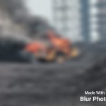 Read more about the article कोयला खान के बीच धू धू कर जलने लगा लोडर