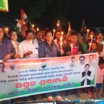 Read more about the article କଟକ ଜିଲ୍ଲା କଂଗ୍ରେସ ର ମହମବତୀ ଶୋଭାଯାତ୍ରା