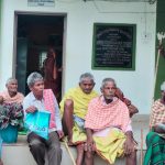 Read more about the article ଦୁଇ ମାସର ବାର୍ଦ୍ଧକ୍ୟ ଭର୍ତ୍ତା ପାଇବାରୁ ବଞ୍ଚିତ ବୃଦ୍ଧା ବିଡ଼ିଓଙ୍କ ନିକଟରେ ଫେରାଦ