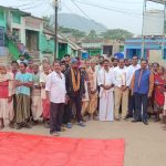 Read more about the article ପରିବାର ସମ୍ପର୍କ ଅଭିଯାନ କରି ଦଳୀୟ କର୍ମୀଙ୍କ ମନ ଜିଣିଲେ ଇଞ୍ଜିନିୟର ନିରଞ୍ଜନ ବେହେରା ଜନ ନେତା ହେବ ତ ଏମିତି!