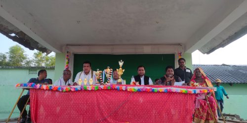 ଦିନ ୟଙ୍ଗସ୍ କ୍ଲବ୍ ଆନୁକୁଲ୍ୟରେ ଦୋଳଗୋବିନ୍ଦ ସ୍ମାରକୀ ଏକ ଦିବସୀୟ ଫୁଟବଲ ଟୁର୍ଣ୍ଣାମେଣ୍ଟ ଅନୁଷ୍ଠିତ