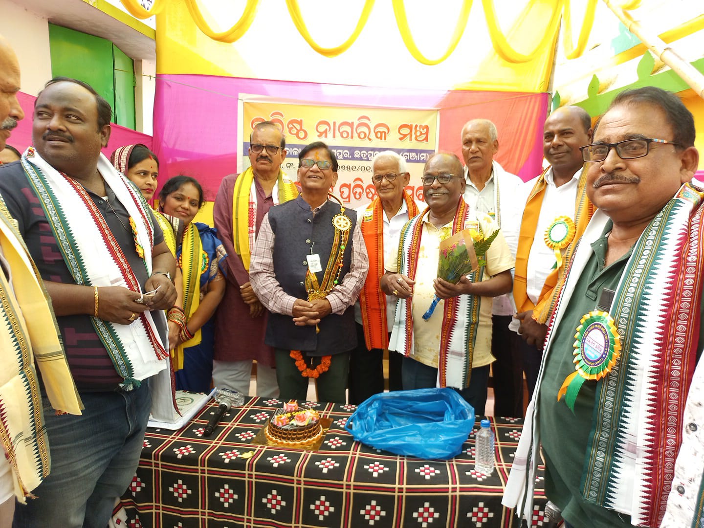 You are currently viewing ବରିଷ୍ଠ ନାଗରିକ ମାନଙ୍କ ସମସ୍ଯା ସମାଧାନ ପାଇଁ କେନ୍ଦ୍ର ଓ ରାଜ୍ଯ ସରକାର ଧ୍ଯାନ ଦିଅନ୍ତୁ।