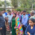 Read more about the article ଖଣ୍ଡିଆନଈ ଠାରେ ଅଗ୍ନି ବିପନ୍ନଙ୍କୁ ଭେଟିଲା କବିସୂର୍ଯ୍ୟ ଯୁବ ସଂଗଠନ