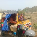 Read more about the article ଭାଟ କୁମରଡ଼ା ଆଦର୍ଶ ବିଦ୍ୟାଳୟ ନିକଟ ରେ ଡ୍ରାଇଭର ର ବେପାରୁଆ ଗାଡ଼ି ଚାଳନା ଯୋଗୁଁ ଇଲେକ୍ଟ୍ରି ପୋଲକୁ ଧକ୍କା ଦେଲା ଛାତ୍ର, ଛାତ୍ରୀ ବସିଥିବା ଅଟୋ |